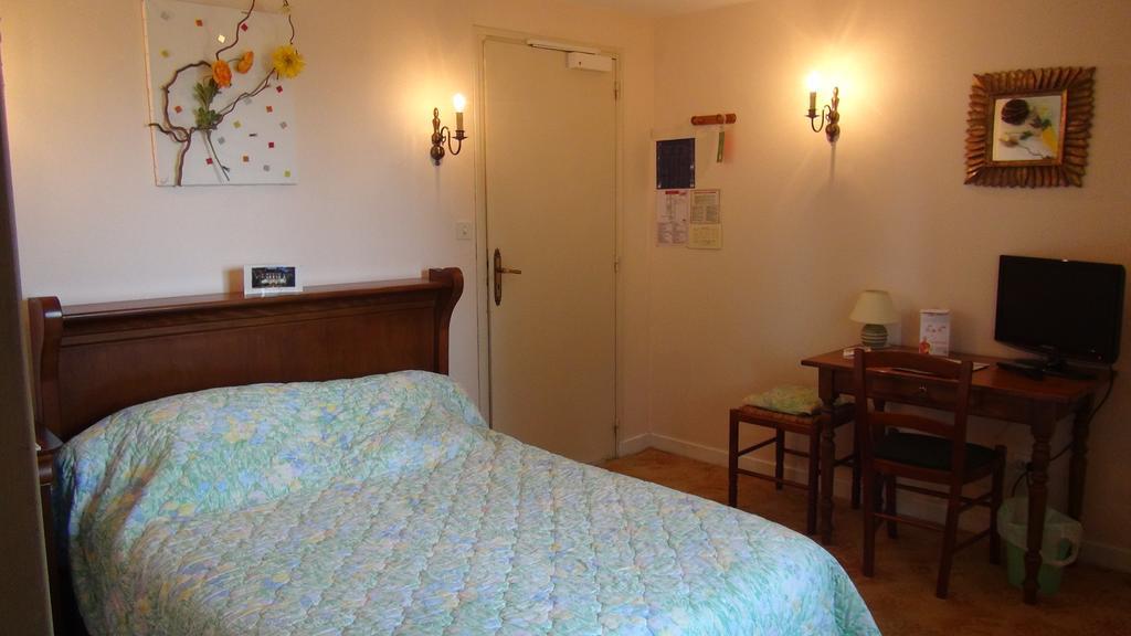 Hotel Le Clos Du Montvinage Etreaupont Ruang foto