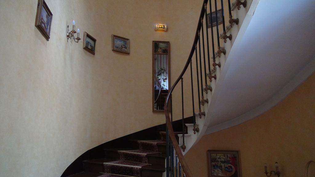 Hotel Le Clos Du Montvinage Etreaupont Bagian luar foto