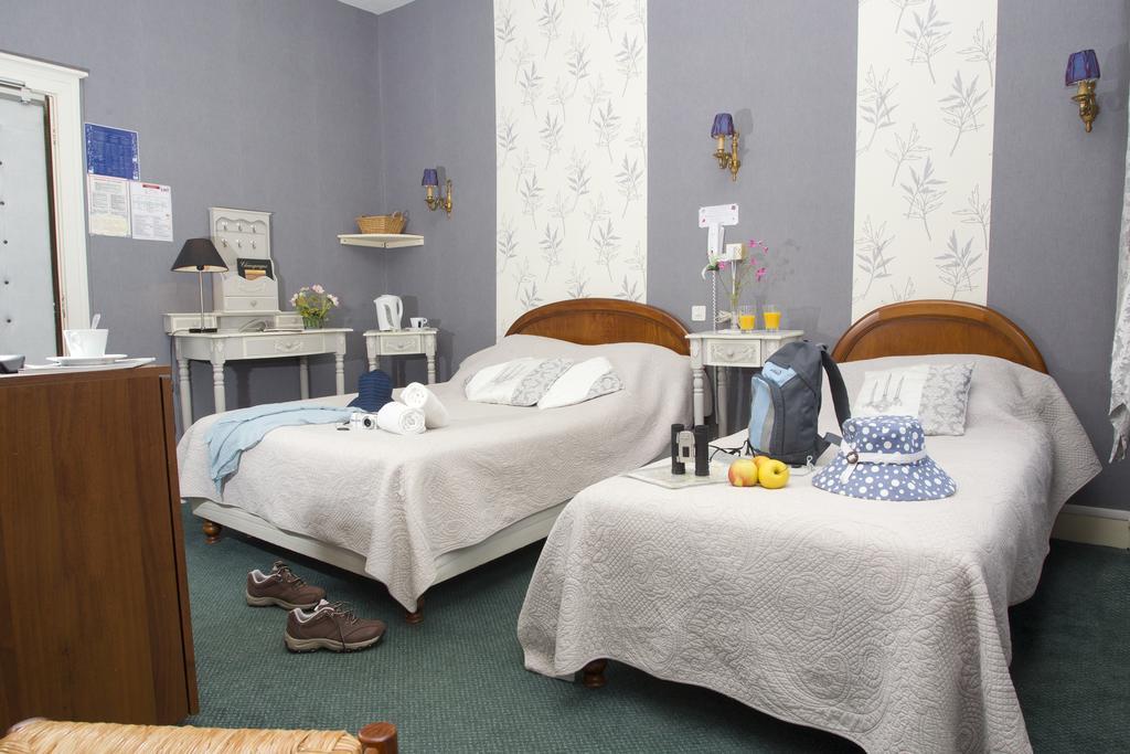 Hotel Le Clos Du Montvinage Etreaupont Bagian luar foto