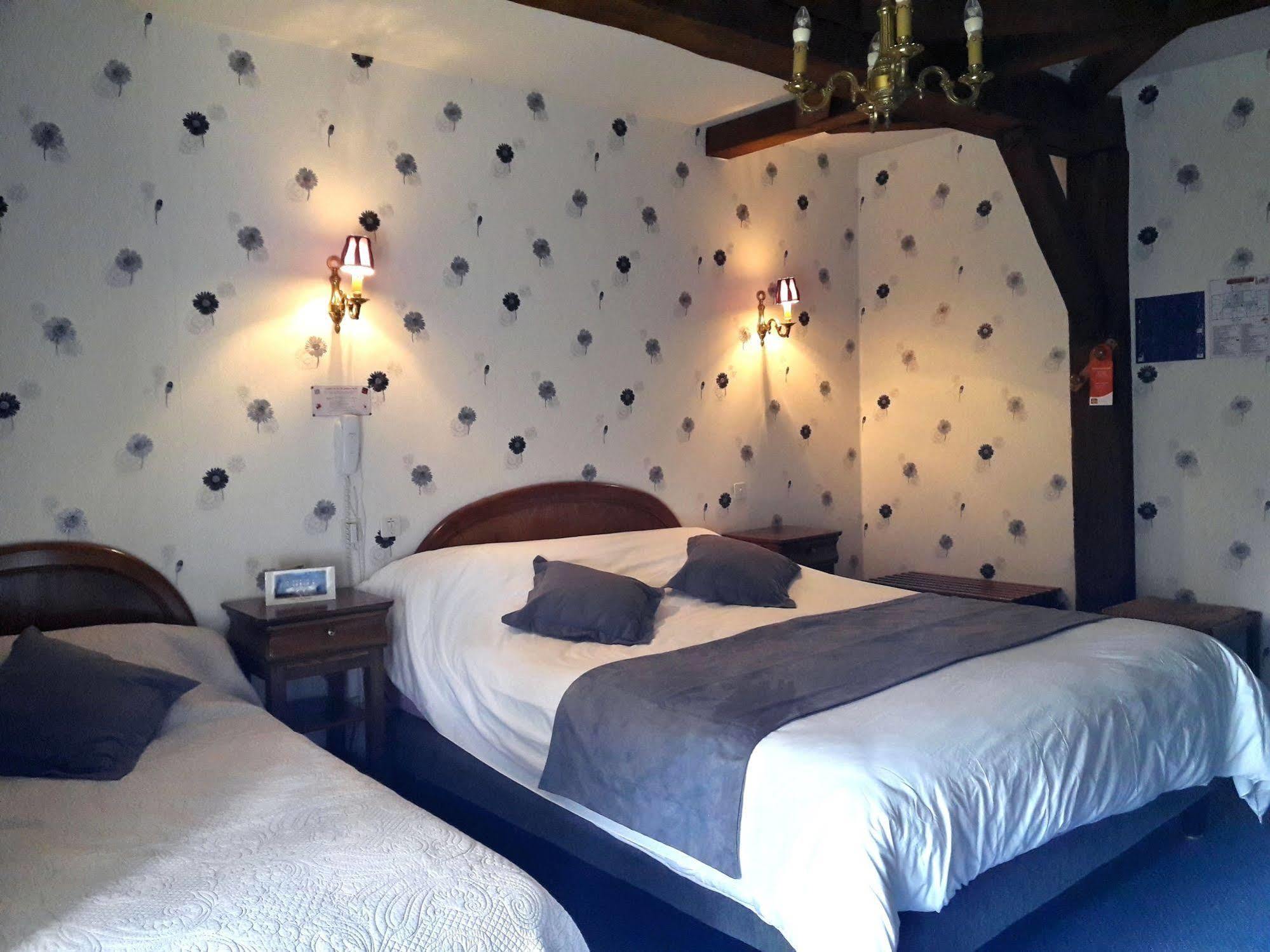 Hotel Le Clos Du Montvinage Etreaupont Bagian luar foto
